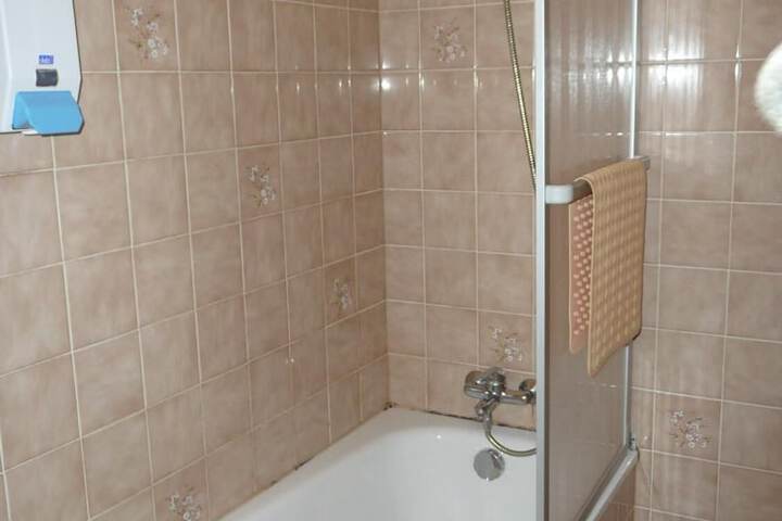 Room 15 of 31