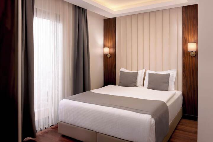 Room 14 of 63