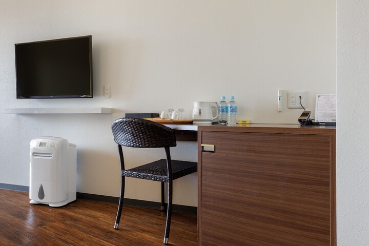 Room 14 of 34