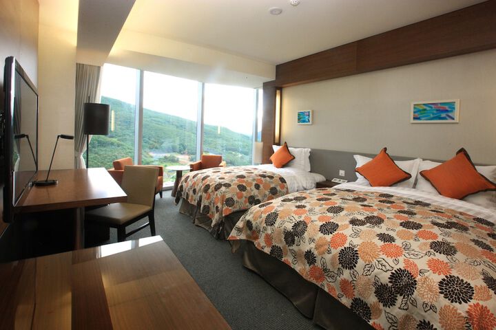 Room 4 of 54