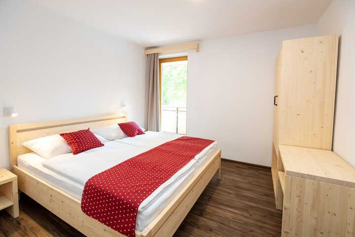 Room 2 of 59