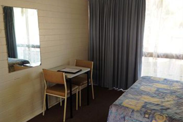 Room 7 of 20