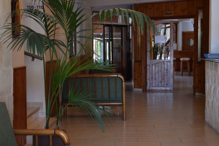 Hotel Interior 4 of 91