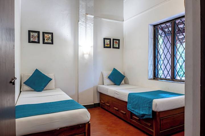 Room 20 of 68