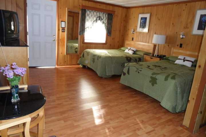 Room 15 of 345