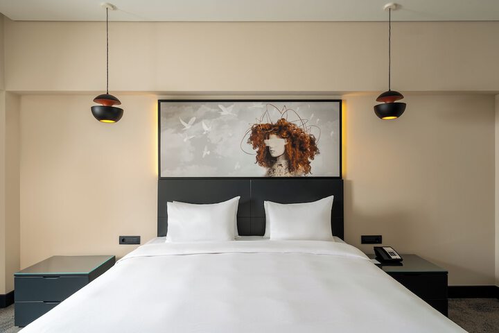 Room 50 of 214