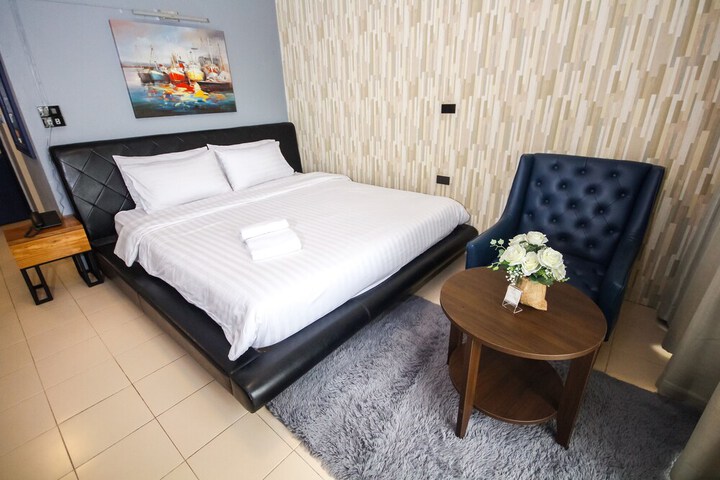 Room 31 of 61