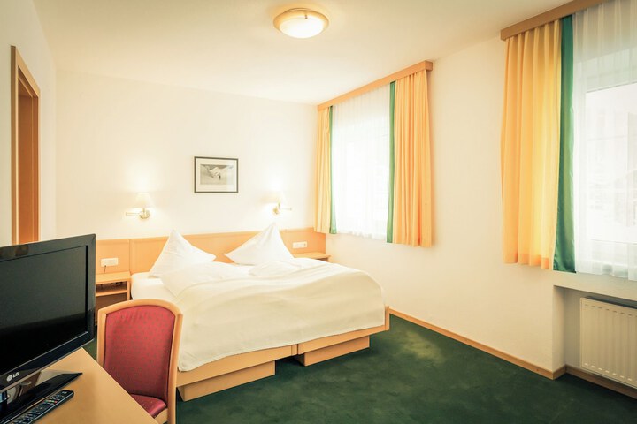 Room 40 of 113