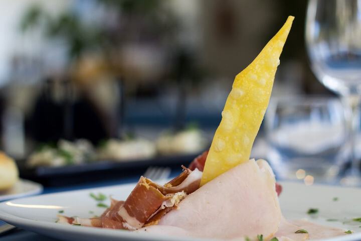 Dining Photos