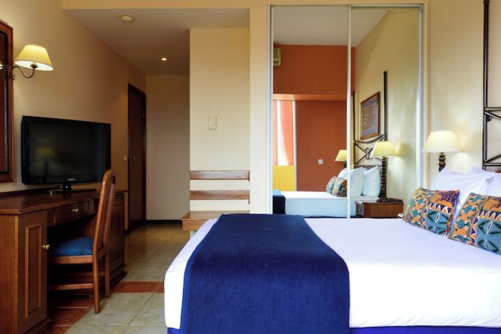 Room 50 of 276