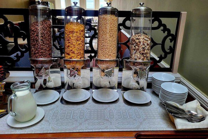 Breakfast/Coffee Service 52 of 56