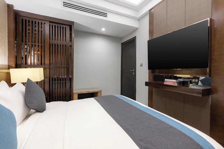 Room 22 of 171
