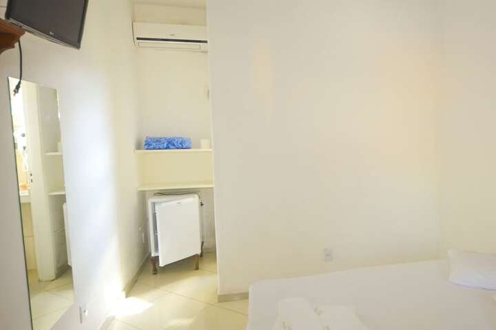 Room 6 of 39