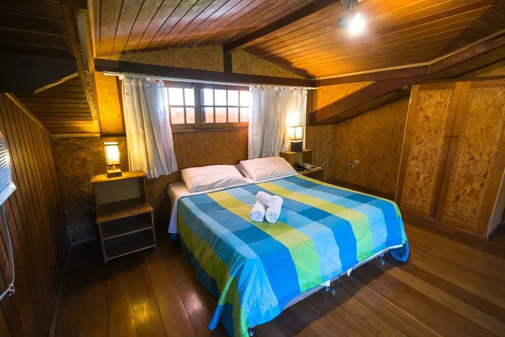 Room 5 of 21