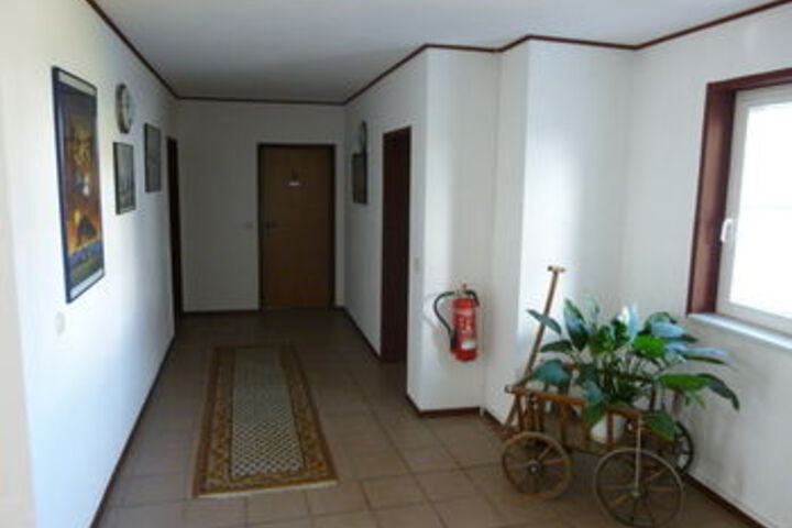 Ballroom/Hall 21 of 32