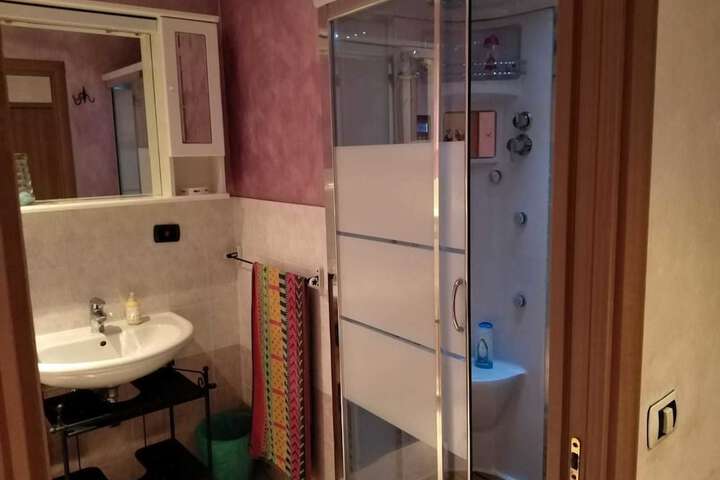 Room 19 of 65