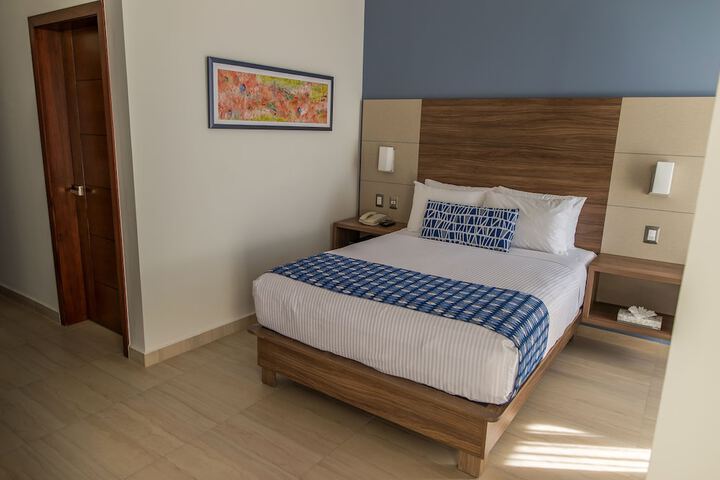 Room 7 of 39