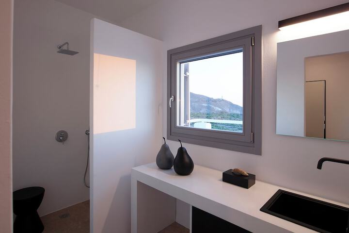 Room 47 of 87