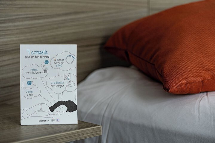 Room amenity