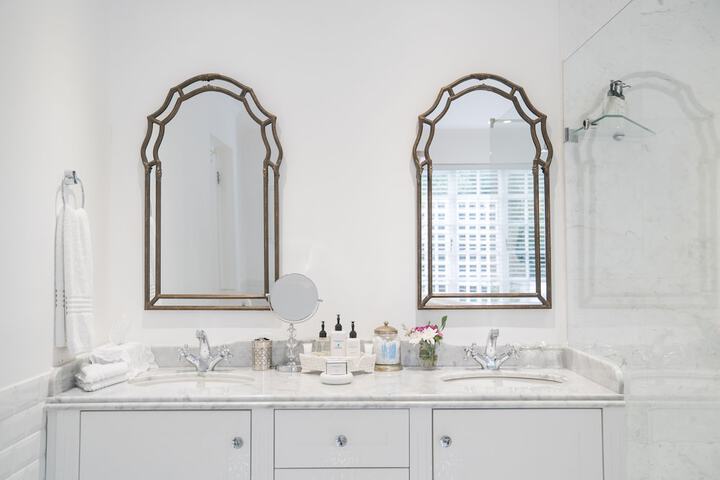 Clean Restrooms