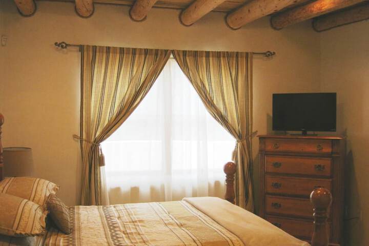 Room 40 of 100