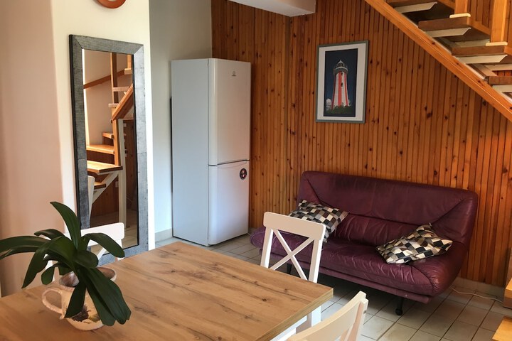 Room 12 of 20
