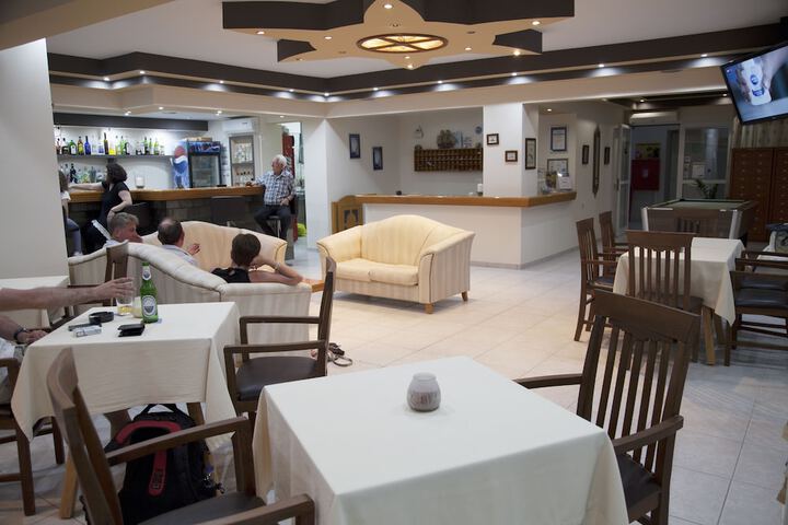 Guest Lobby