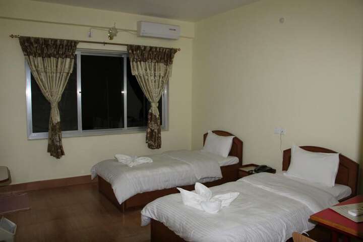 Room 6 of 22
