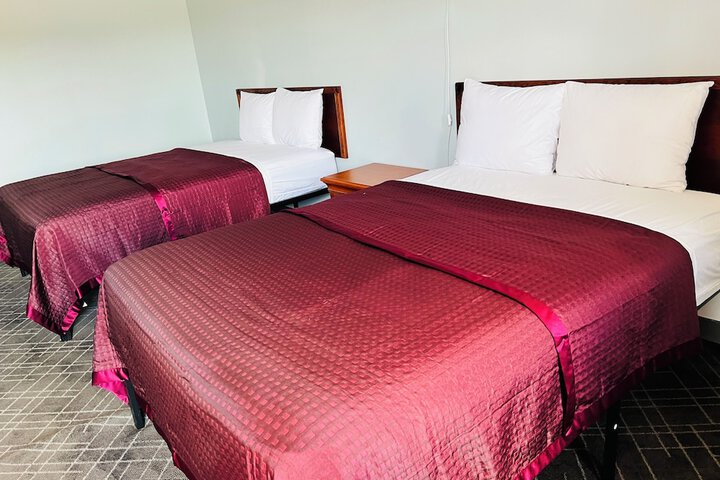 Room 34 of 74