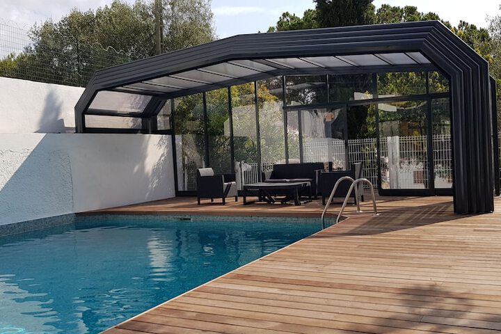 Pool Hotel
