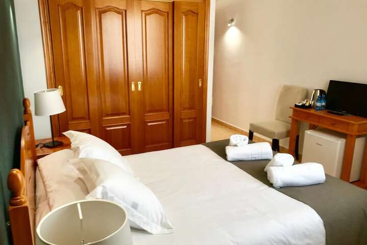Room 12 of 42