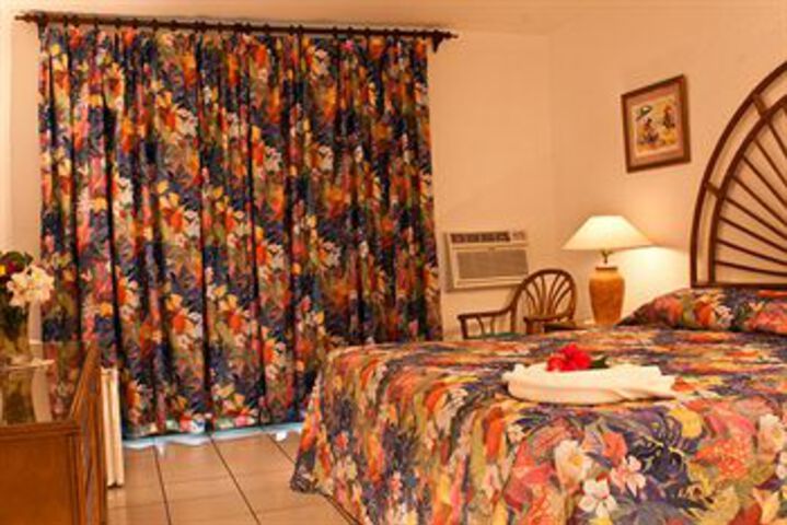 Room 15 of 36