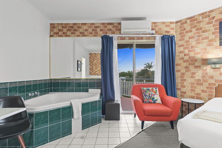 Room 9 of 23