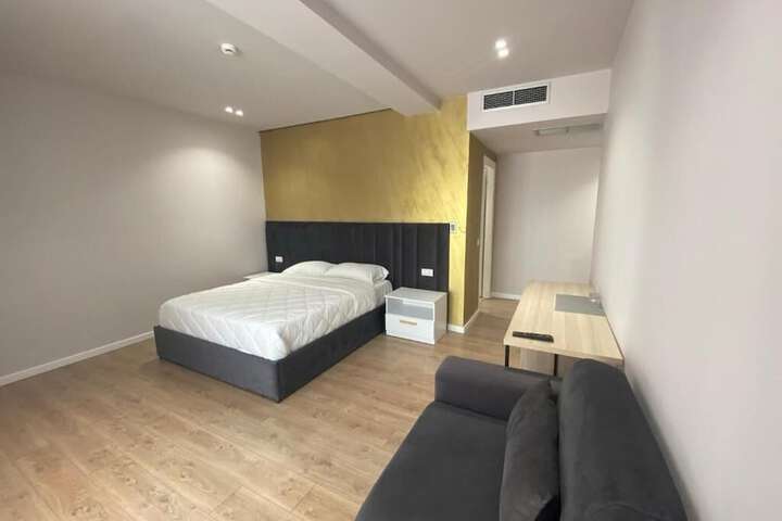 Room 34 of 73