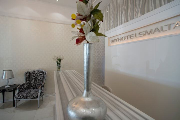 Hotel Interior 2 of 87