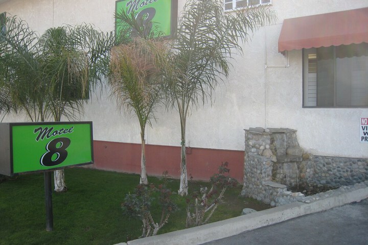 Property Grounds 20 of 23