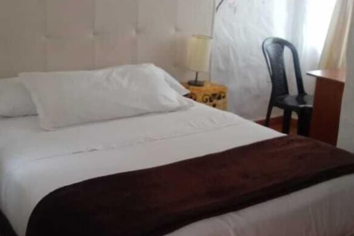 Room 6 of 19