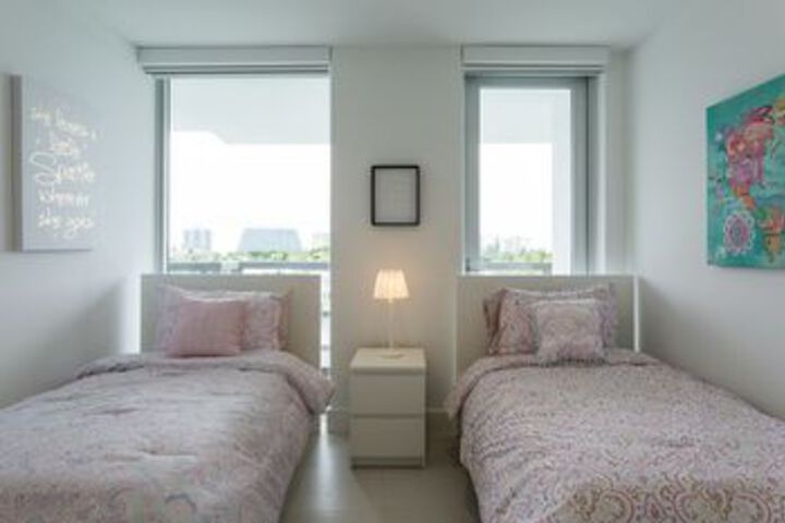 Room 12 of 29