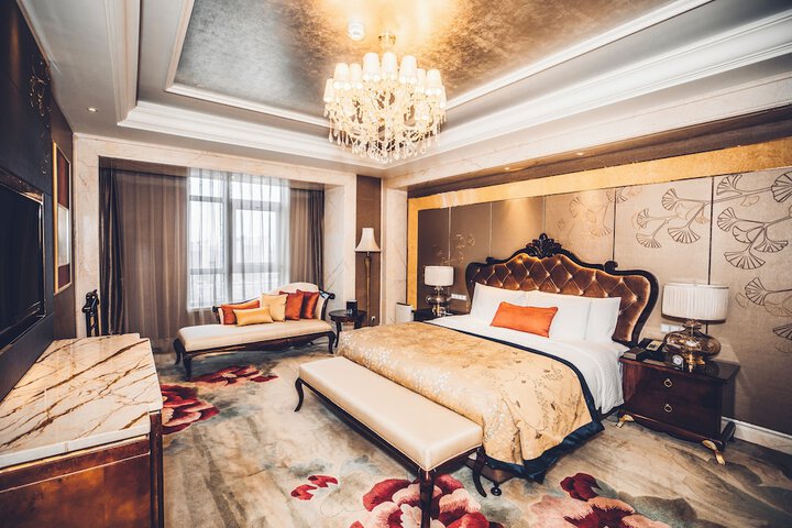 Room 15 of 78