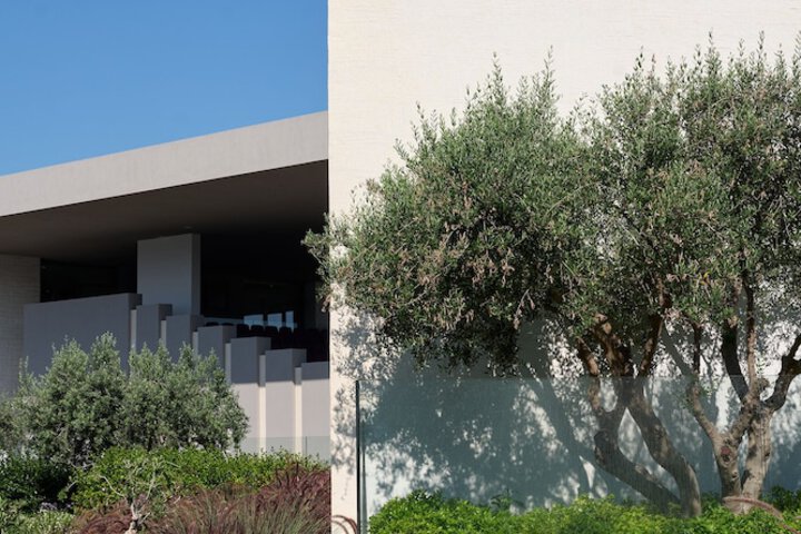 Hotel Exterior 202 of 225