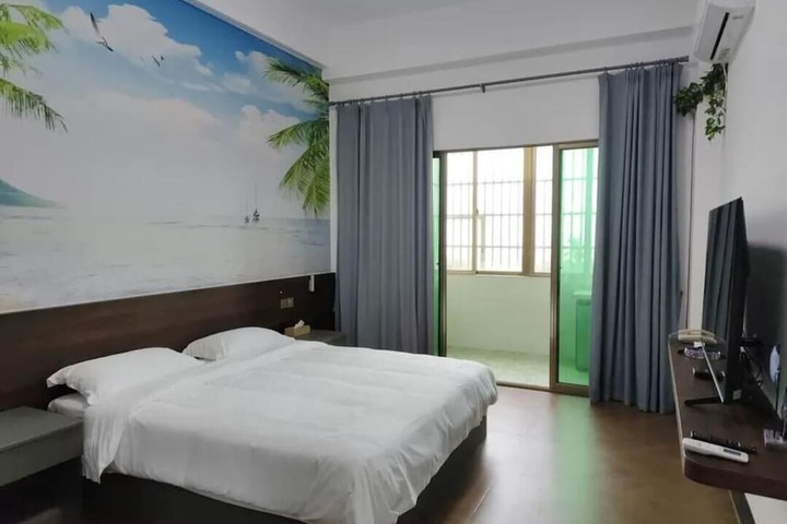 Room 27 of 95