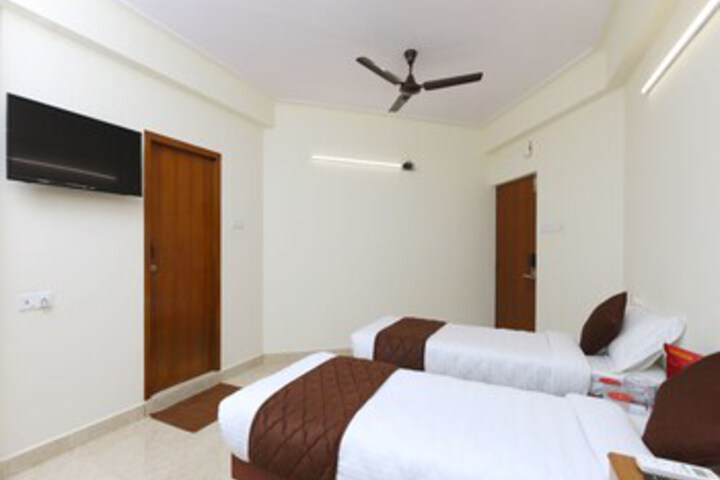 Room 14 of 24