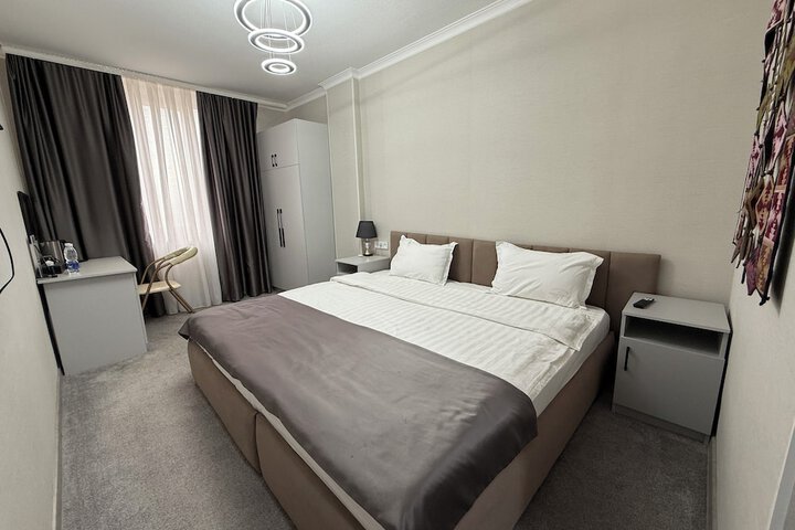Room 22 of 33