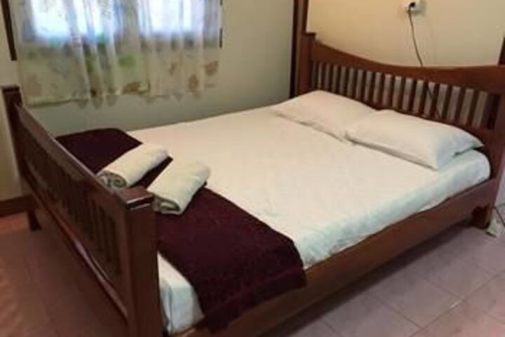 Room 18 of 27