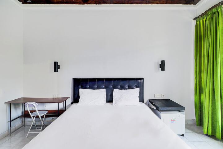 Room 10 of 36