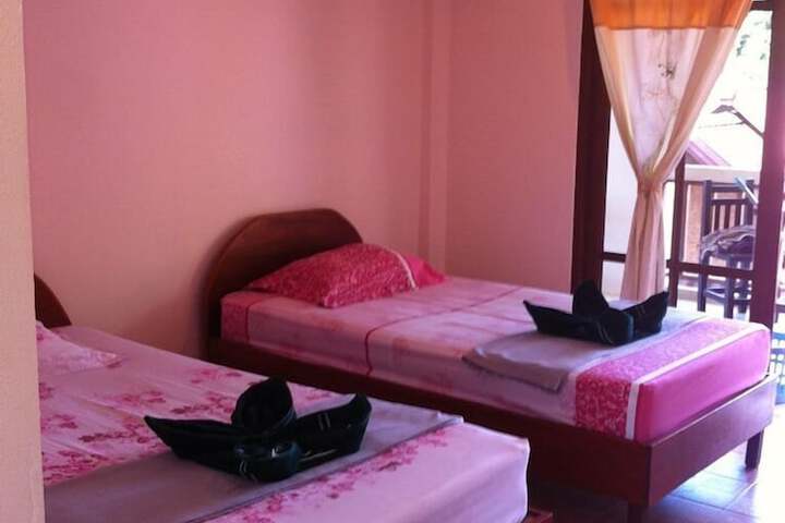 Room 18 of 49