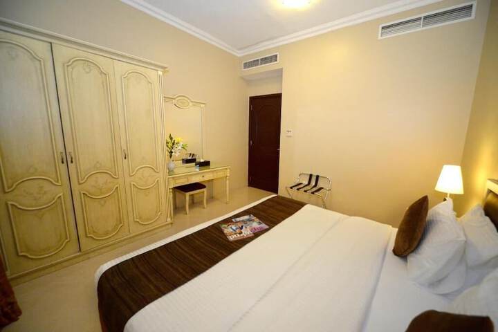Room 9 of 65