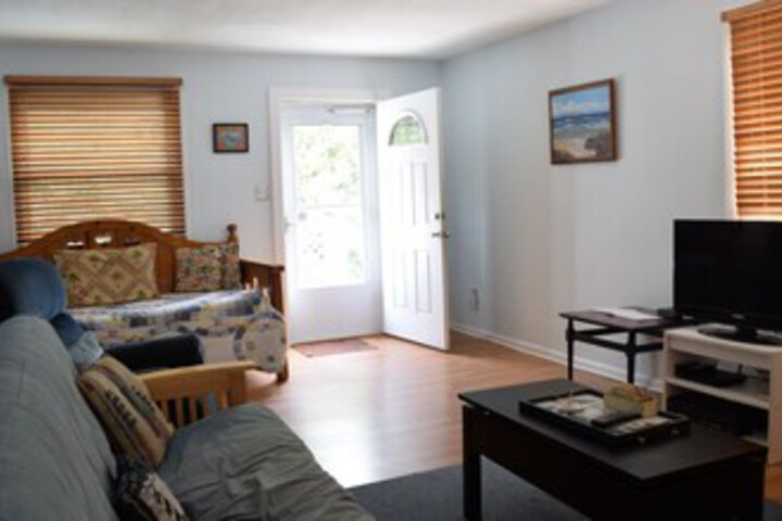 Room 16 of 36