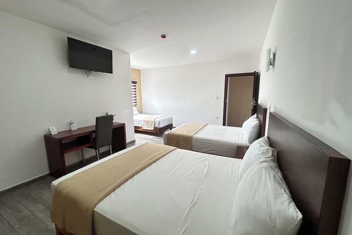Room 26 of 42