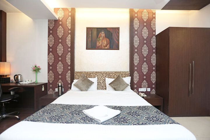 Room 37 of 92
